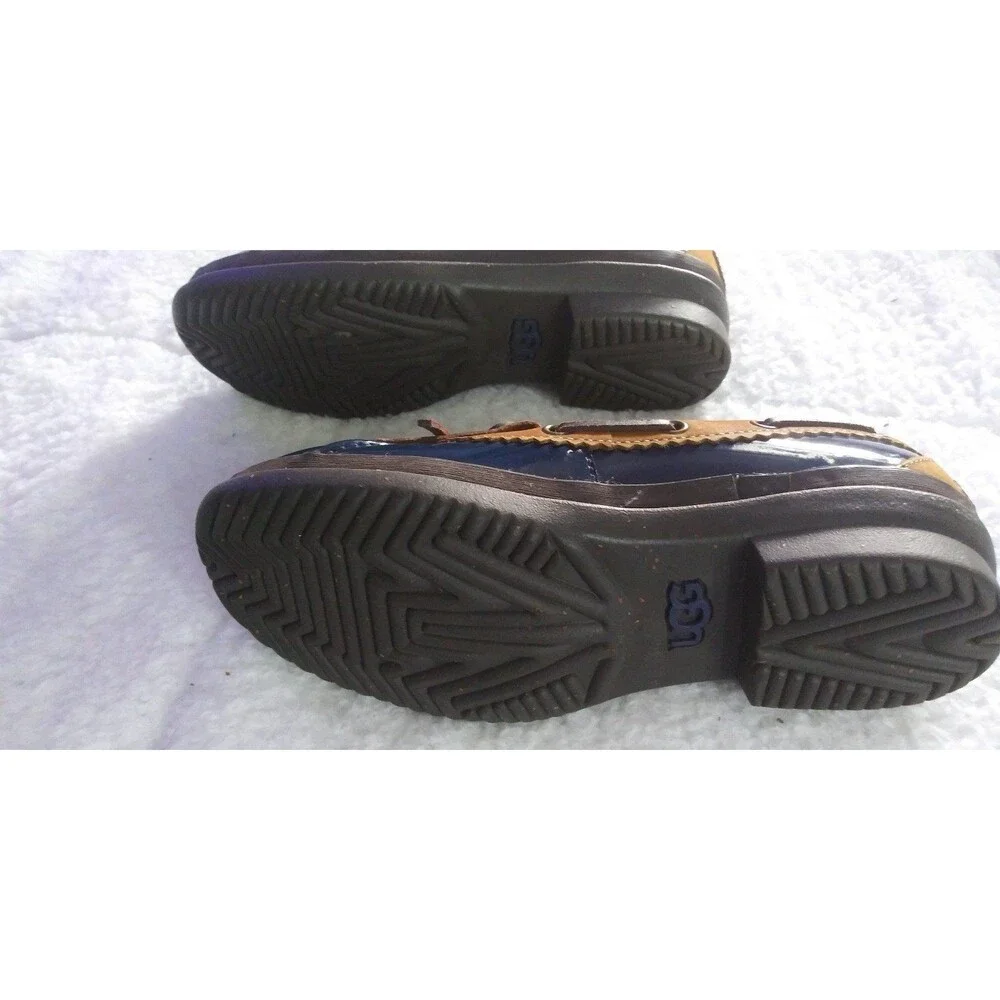 UGG rare moccasin